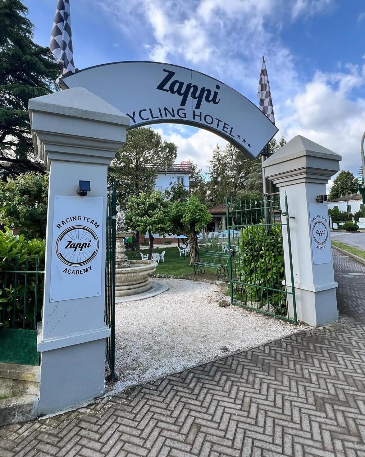 Zappi Cycling Hotel Riolo Terme Eksteriør bilde